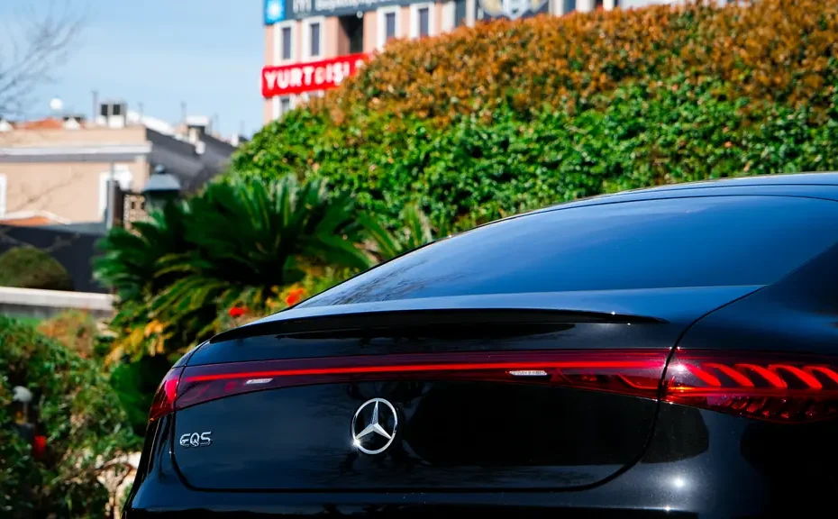 VIP armored vehicle rental with driver Istanbul